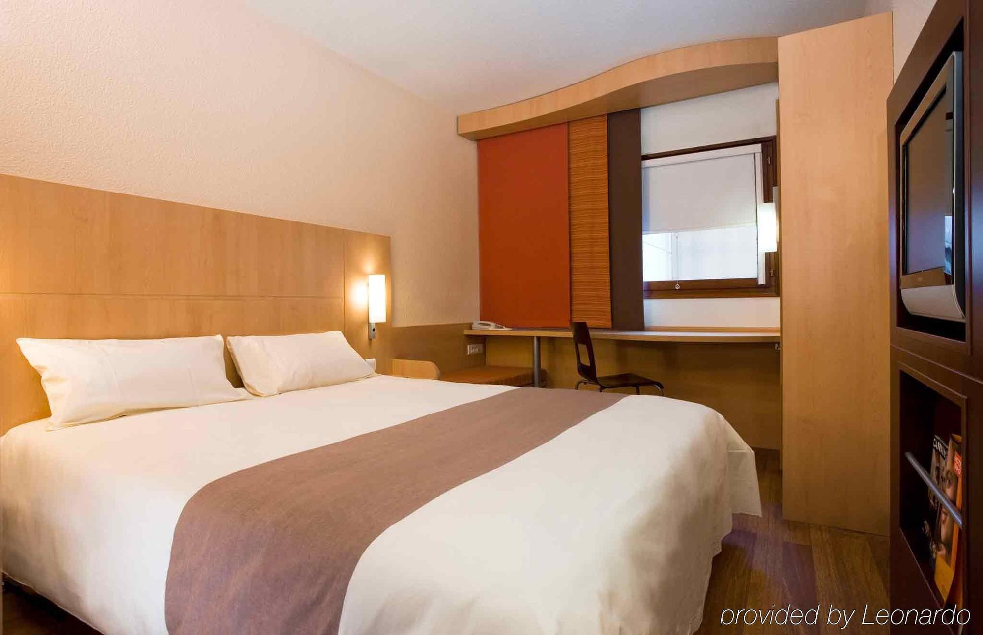 Hotel Ibis Gare Montparnasse 15ème Paris